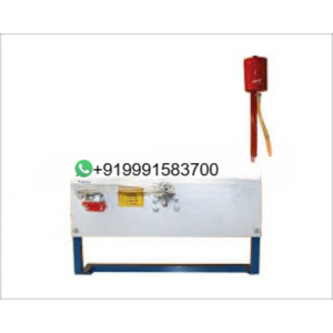 Fuel Supply System Of a Petrol Engine Automobile Engineering Model and Training System for engineering schools