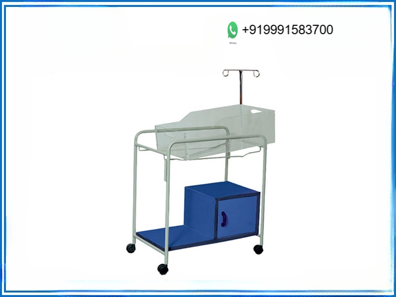 BABY BASSINET WITH UTILITY BOX